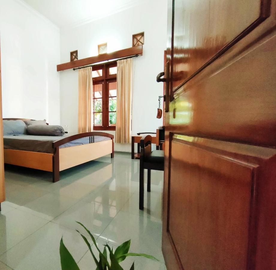 Ayodya Inn , Yogyakarta Lodging , Digital Nomads , Entrepreneurs Centre , Coworking Space , Coliving , Kost Lengkap , Exclusive Boarding House And Student Accommodation In Jogjakarta City Center ! 外观 照片