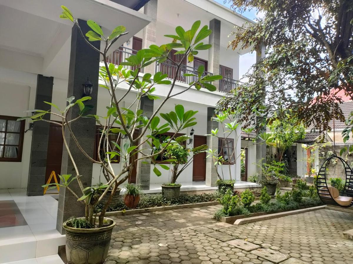 Ayodya Inn , Yogyakarta Lodging , Digital Nomads , Entrepreneurs Centre , Coworking Space , Coliving , Kost Lengkap , Exclusive Boarding House And Student Accommodation In Jogjakarta City Center ! 外观 照片